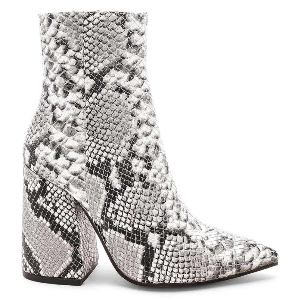 Alias mae Ahara Pointed Toe Boot - snakeskin